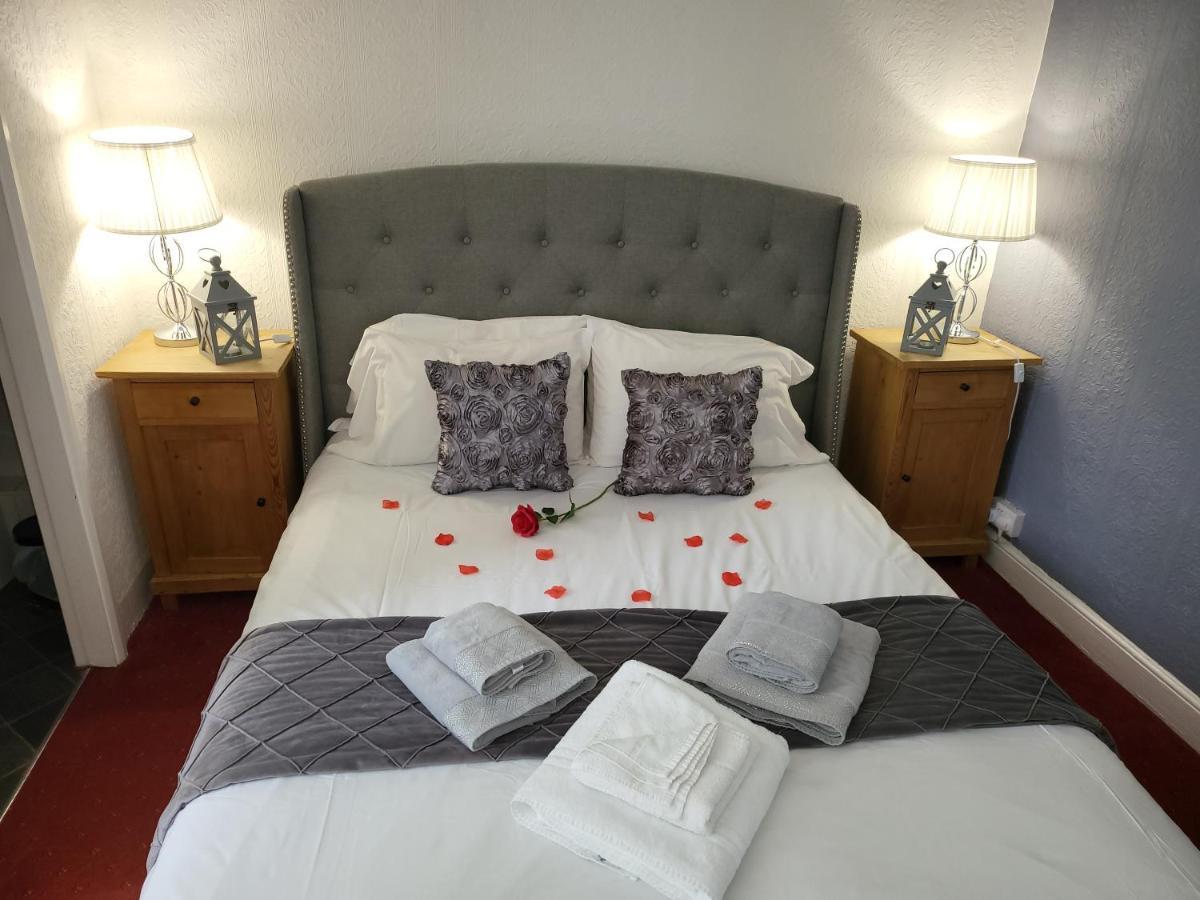 Hilton House Hotel Buitenkant foto